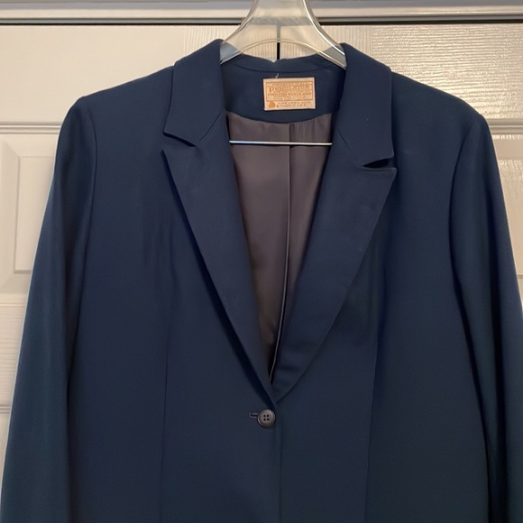 Vintage Pendleton Women's Virgin Wool Navy Blue Two Button Blazer Jacket Size 6 - Picture 2 of 11